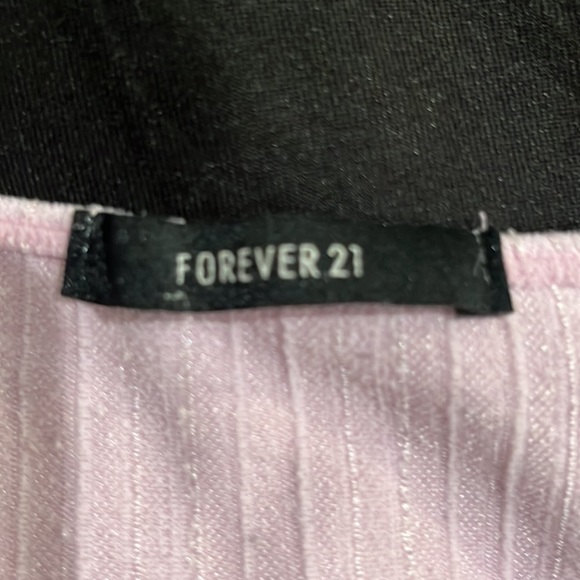 Button up shirt.Great quality!👍/ light purple color. - Picture 2 of 3